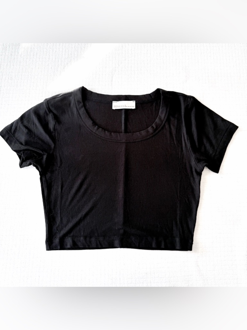 Zenana Black Ribbed Scoop Crop Top Tee Size Medium NWOT
